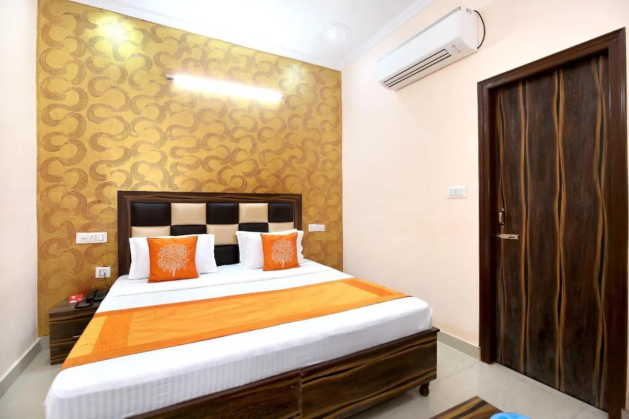 Oyo 11653 Hotel Jasmine Chandigarh